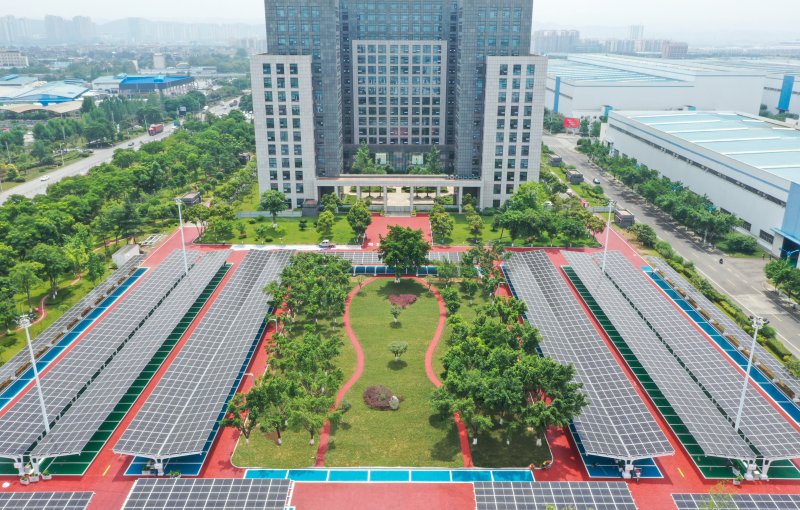 東方汽輪機(jī) 深耕新型儲(chǔ)能賽道，以創(chuàng)新汽輪機(jī)技術(shù)引領(lǐng)新型電力系統(tǒng)變革